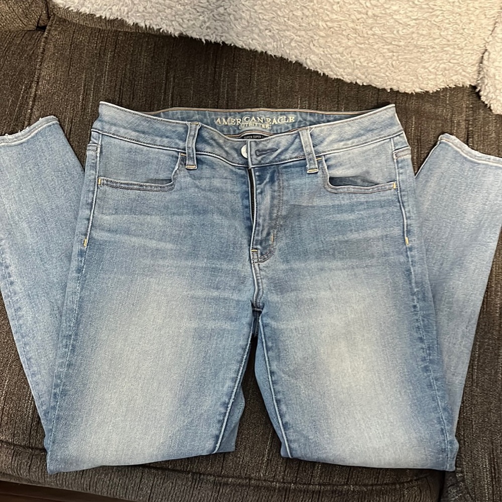 American Eagle size 12 short super stretch jeans